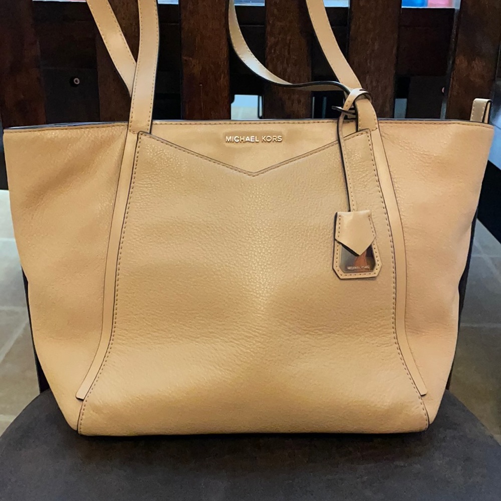 Michael Kors purse